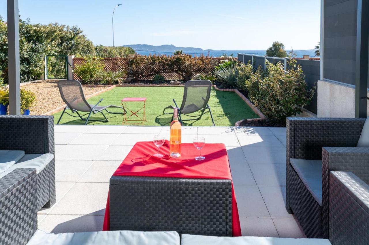 Face A La Mer Superbe Villa Terrasse Barbecue Le Pradet Carqueiranne Exterior photo